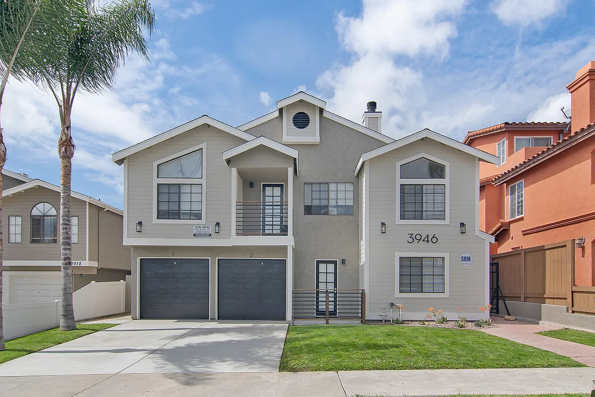 3 bed, $3,695 — Photo 1