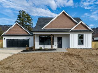 425 Cardinal Rd, Ringgold, GA 30736