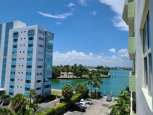 10350 W Bay Harbor Dr Photo 1