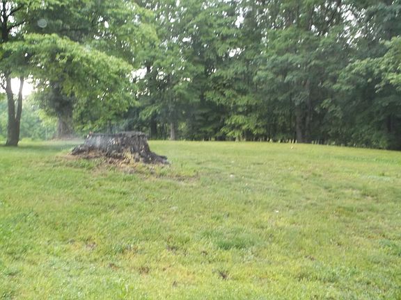 3rd image of 130 Hartley Ln