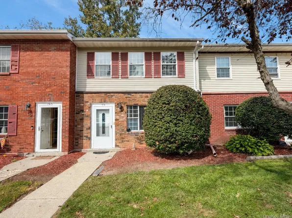 276 Temple Hill Road #706, New Windsor, NY 12553