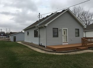 112 Ash St, Moville, IA 51039
