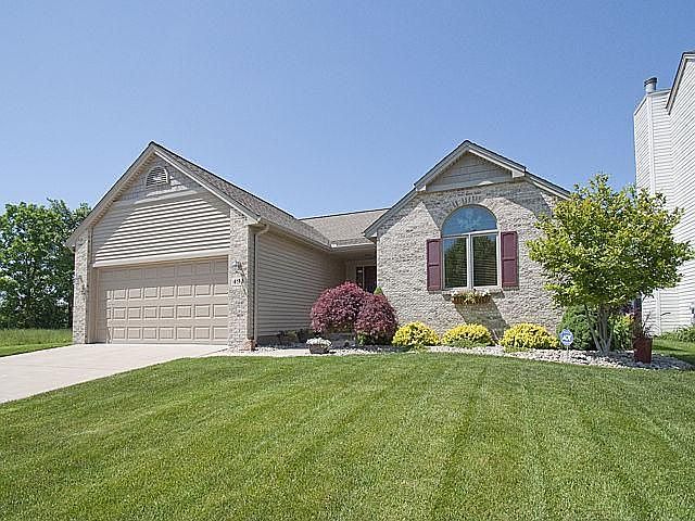 1st image of 493 Coventry Cres