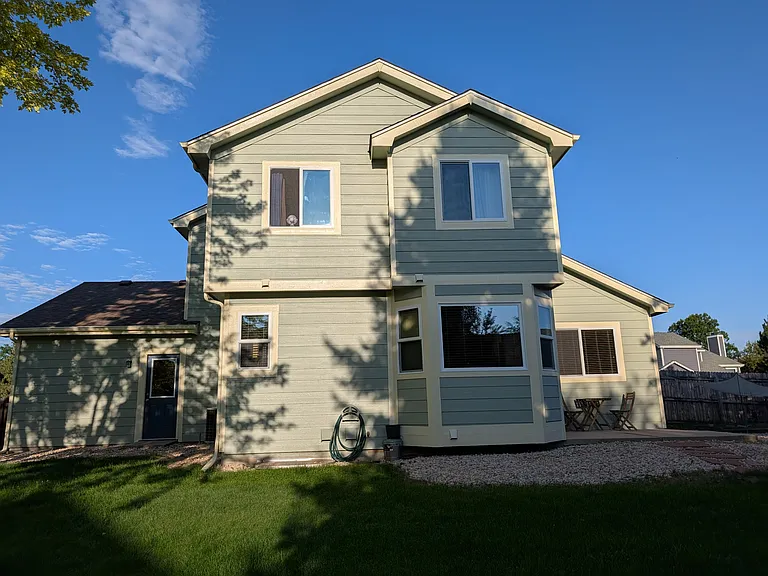455 Derry Dr — Photo 8