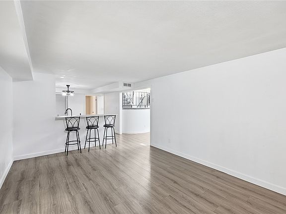 4th image of 5880 Charlesgate Rd