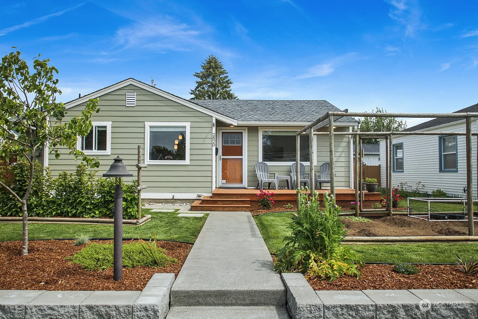 2820 Williams Street photo 1