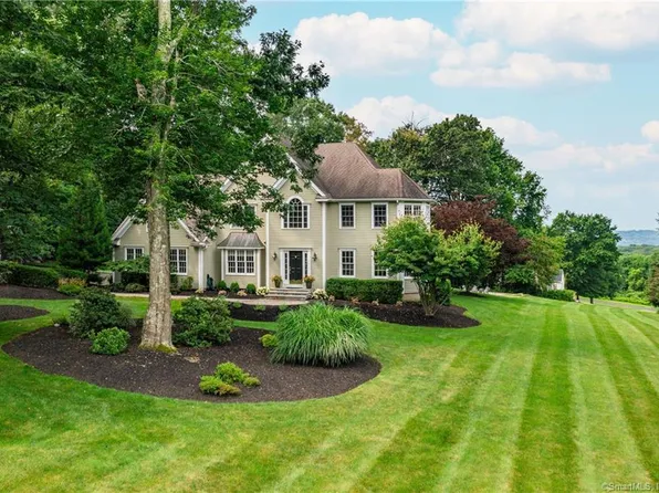 41 Cobblers Mill Road, Newtown, CT 06482
