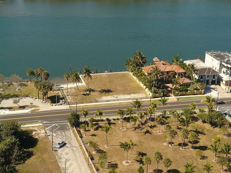 1st image of 4510 N Ocean Dr