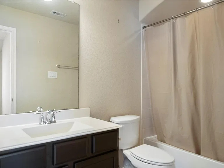 13206 Clover Creek Point Ln — Photo 23