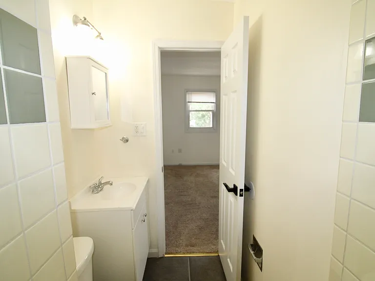 8501 Buckeye Ct — Photo 28