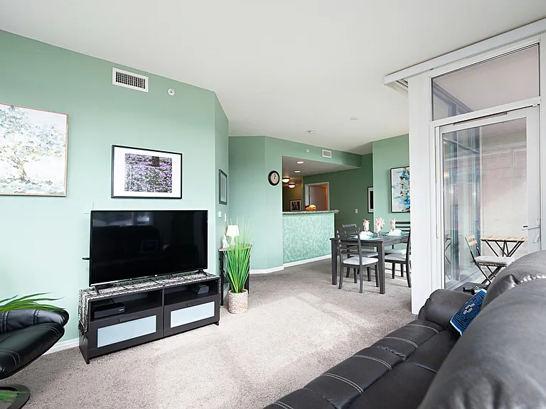 530 K St #503 — Photo 3