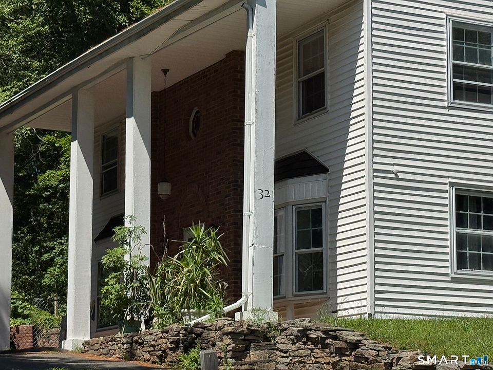 2nd image of 32 Arnold Drive