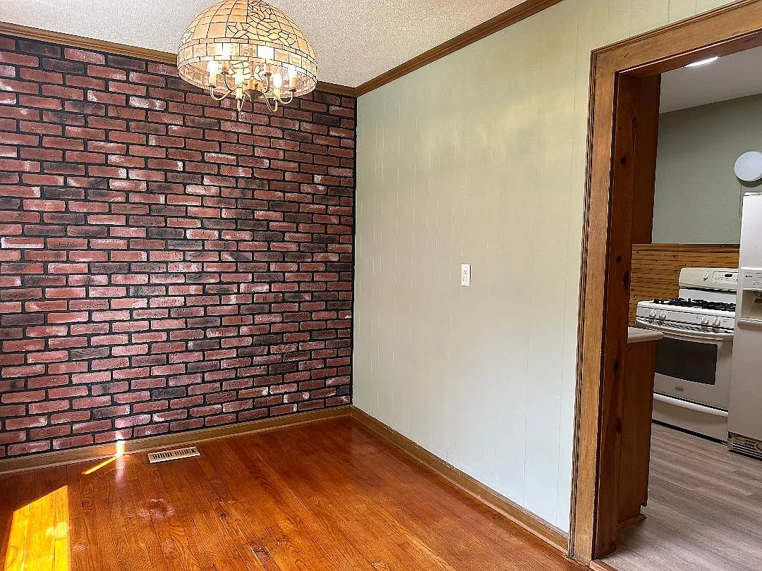3 bed, 1617 sqft, $2,150 — Photo 4