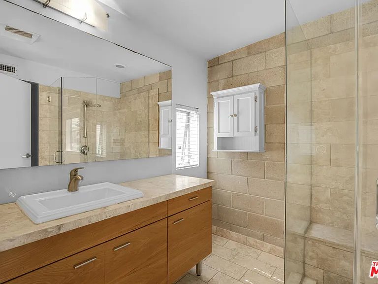 717 N Highland Ave #16 — Photo 19
