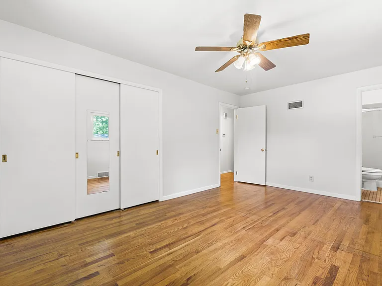 9845 Pebblestone Dr — Photo 13