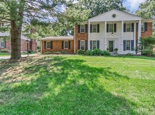 1047 Haversham Pl, Saint Louis, MO