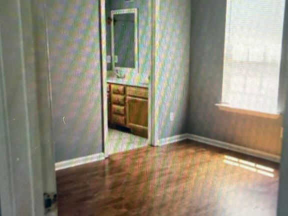 4th image of 1014 Hanover Street