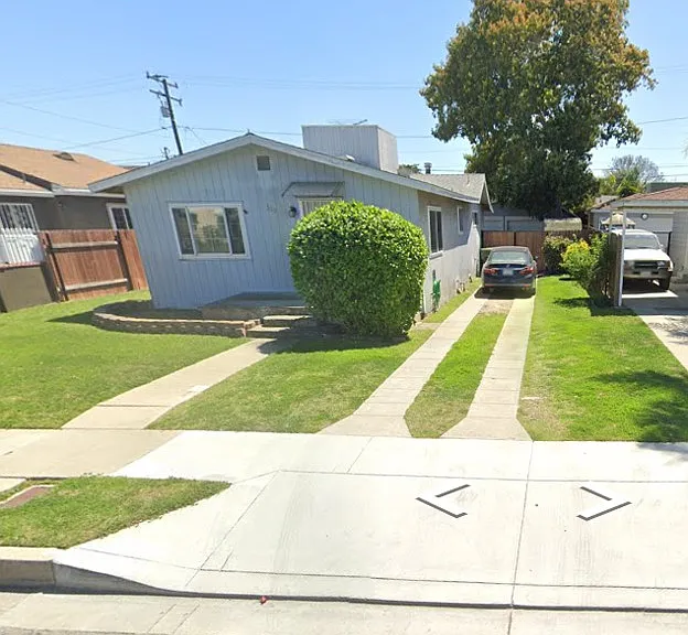 322 Magnolia Ave — Photo 1