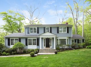 2 Lantern Ln, Darien, CT 06820
