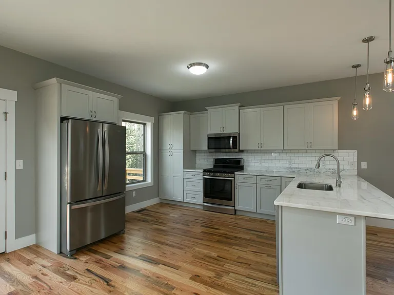 223 Westover Aly — Photo 6