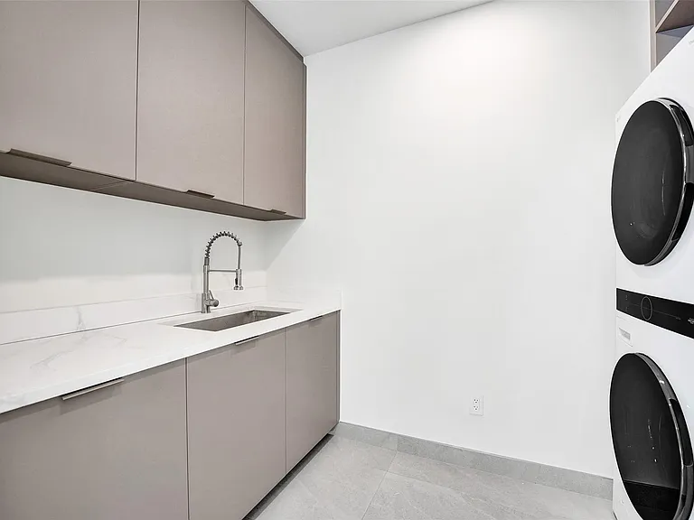1525 NE 15th Ave — Photo 39