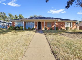 1601 Meadow Lane Ter, Fort Worth, TX 76112