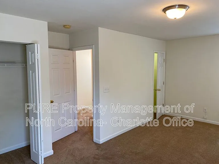 8622 Twined Creek Ln — Photo 28
