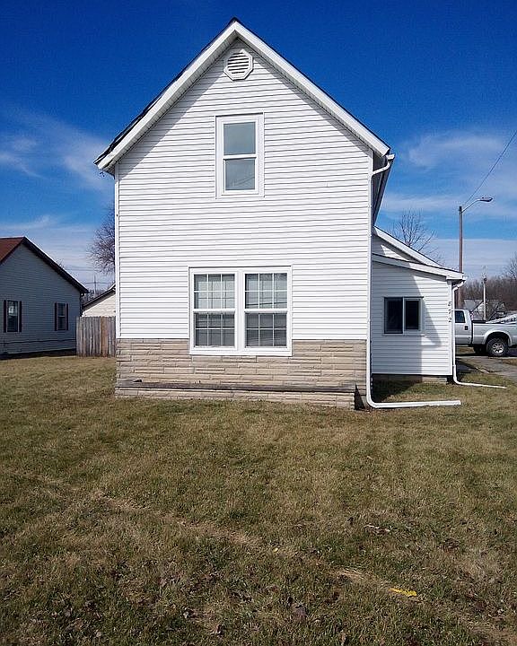 1st image of 872 Leopold St