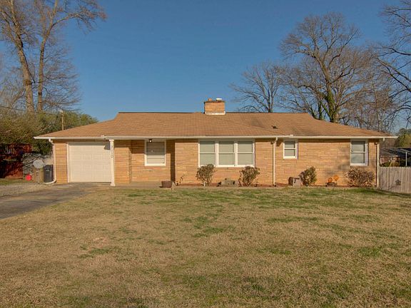 3110 Hazelwood Rd Knoxville TN-MLS_Size-