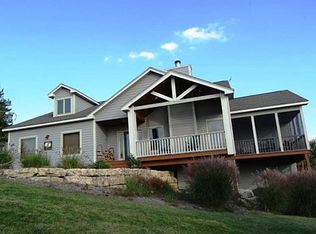 4 Augusta Dr, Galena, IL