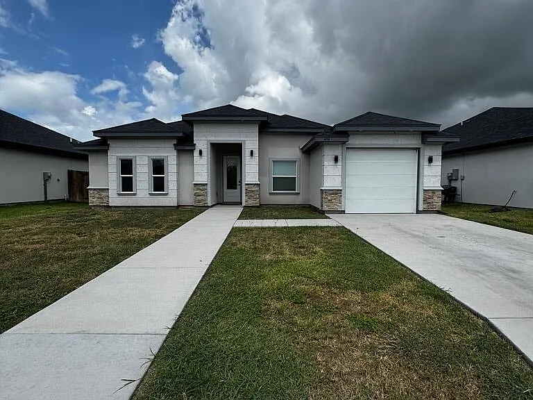 494 Marcelo St — Photo 1