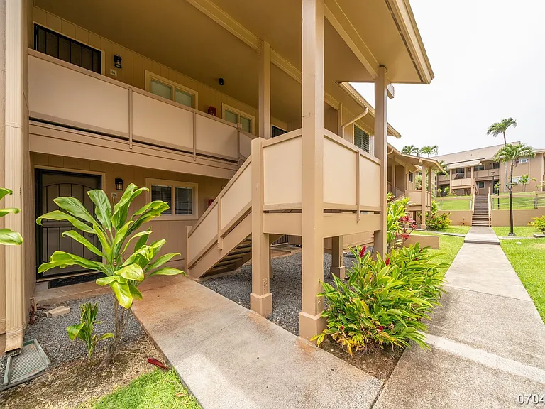 98-852 Noelani St #50 — Photo 23