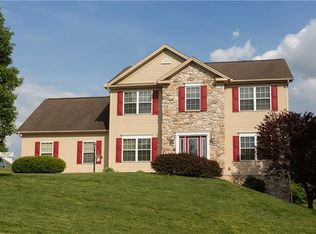 2013 Meadow Lane Dr, Greensburg, PA 15601