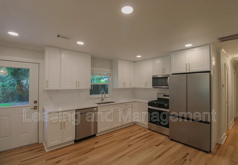 1757 Skinner Ave #B — Photo 6