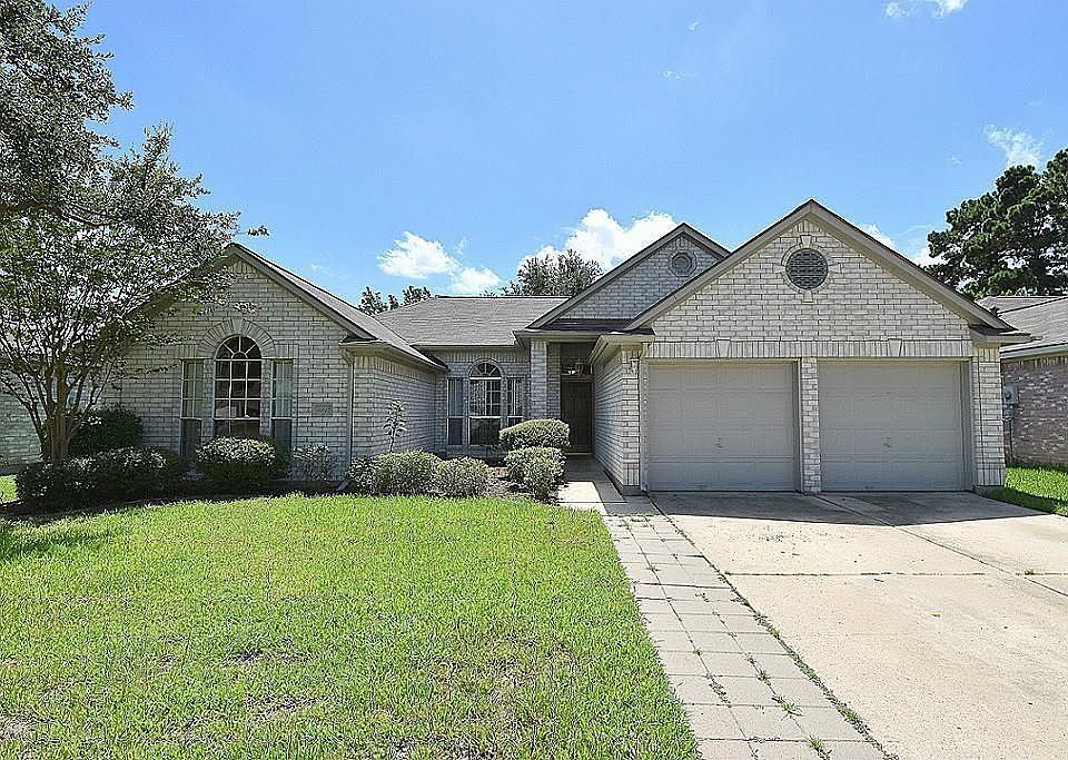 1st image of 14015 Gray Bear Cir