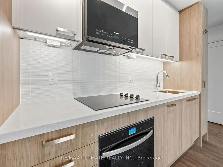 20 Soudan Ave #3411 — Photo 18