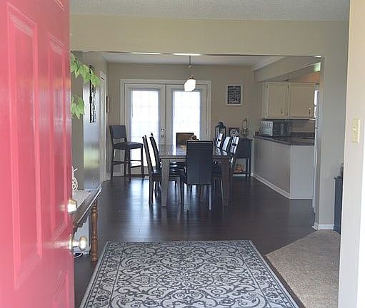 3rd image of 9530 N Sugarwoods Ct