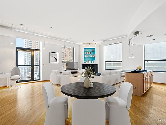 2nd image of 910 S Michigan Ave APT 1011