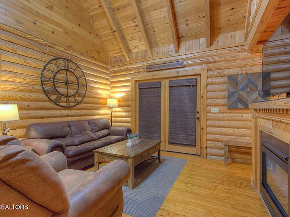 4th image of 3139 Smoky Ridge Way