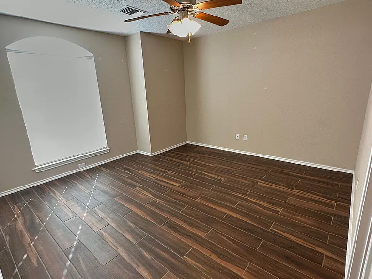 2108 Main St #2 — Photo 12