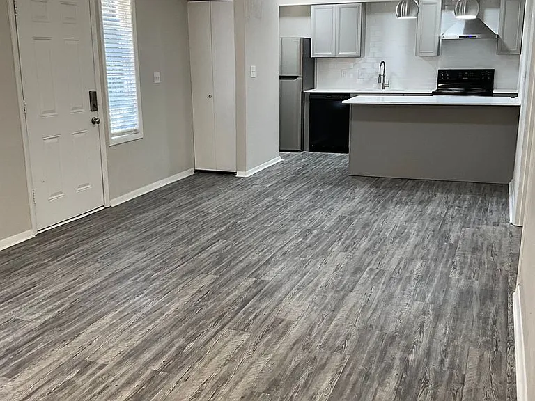 Terraces at Nichols Hills Renovated Two-Bedrooms — Photo 13