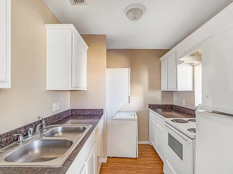 852 W Vanderbilt St #1102 — Photo 29