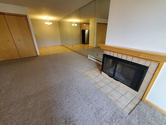 2nd image of 1400 Dakota Ave S Unit 308