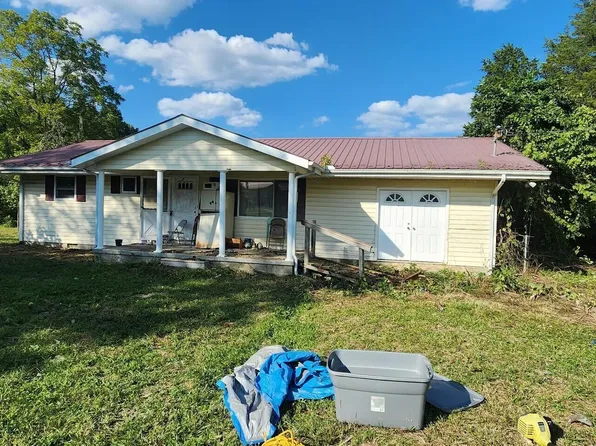 1645 Jeffers Rd, Huntsville, TN 37756