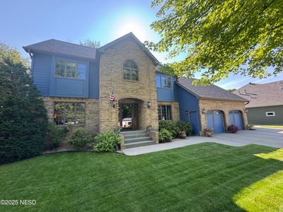 714 Jonathan Dr, Watertown, SD, 57201