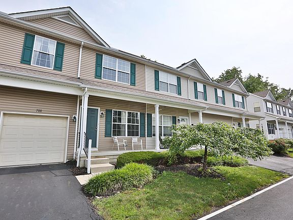 2nd image of 700 Wilke Pl #1102