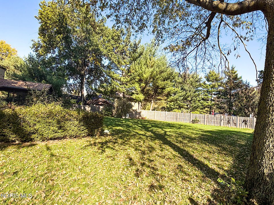 46th image of 1443 Eastgate Rd