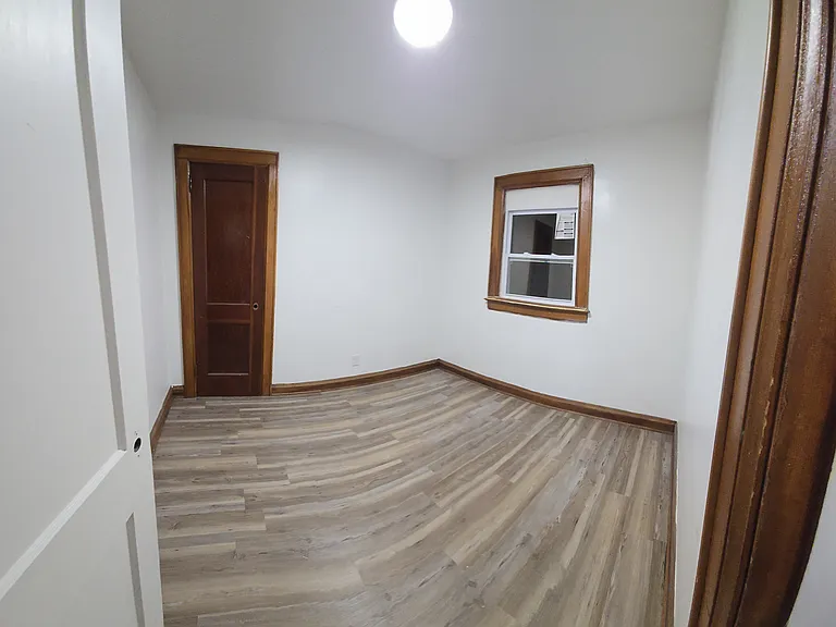 416 Elm St — Photo 9