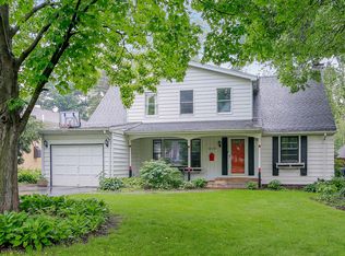 4839 Stonewall Ave, Downers Grove, IL 60515