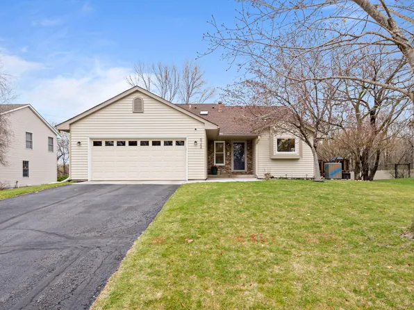 9744 Oliver Ave N, Brooklyn Park, MN 55444